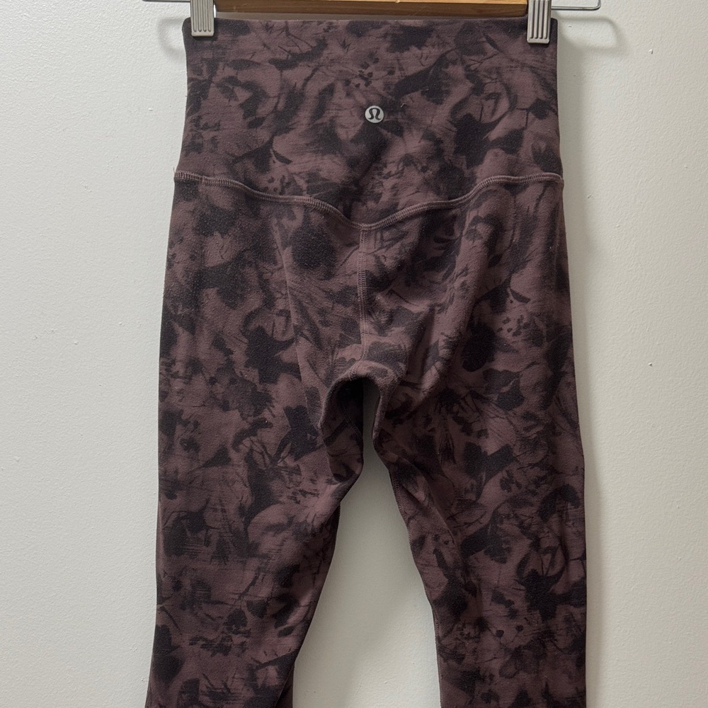 lululemon athletica leggings - Black and Brown Pattern